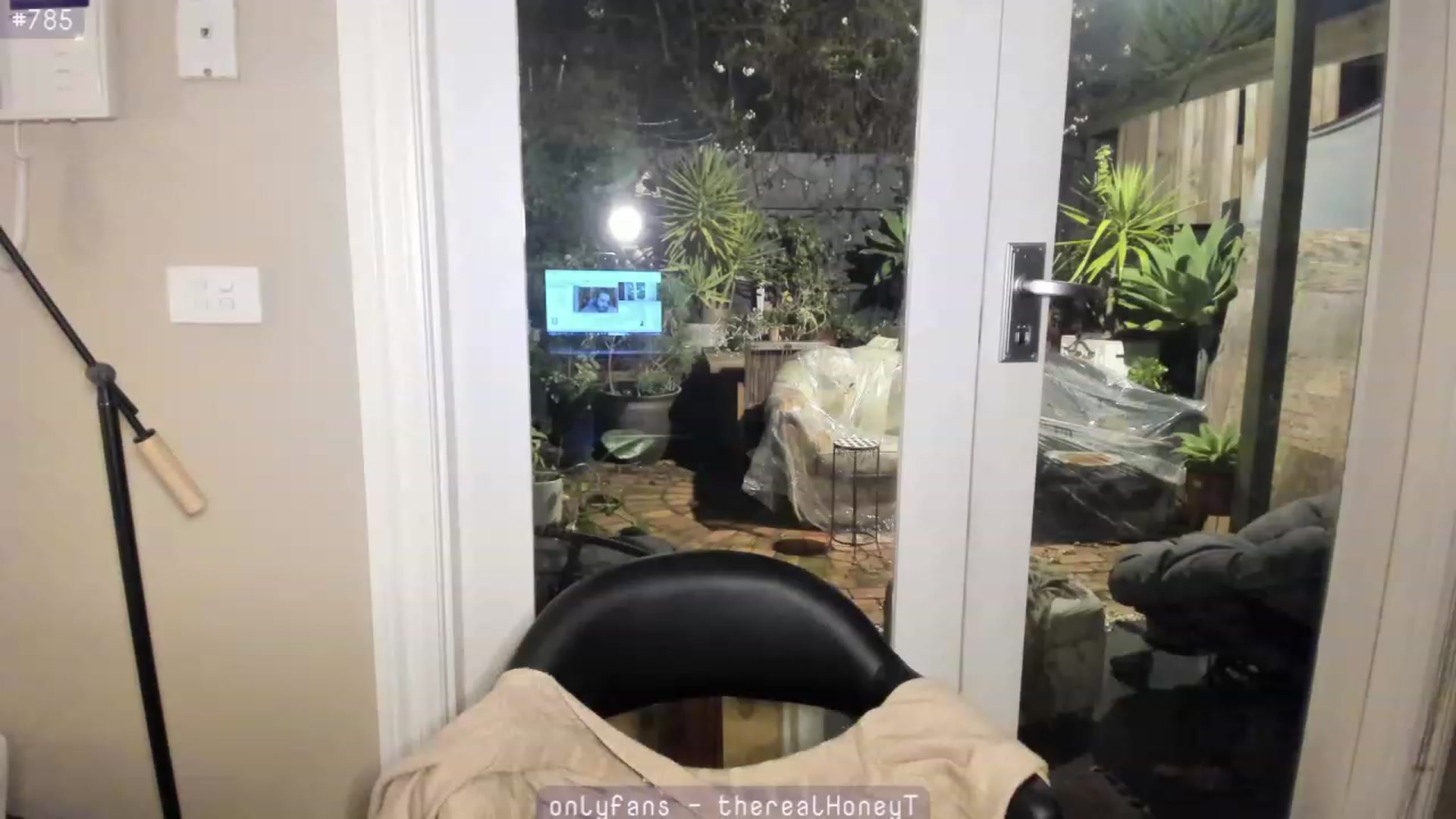 Gallery image thumbnail from HoneyTits_'s myfreecams stream on, 07/05/2023, 12:06 image 1 of 20
