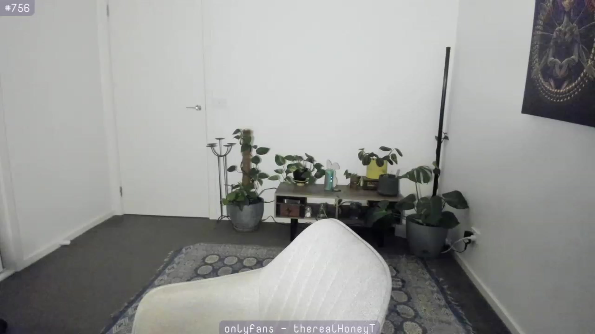 Gallery image thumbnail from HoneyTits_'s myfreecams stream on, 07/18/2023, 08:23 image 13 of 20