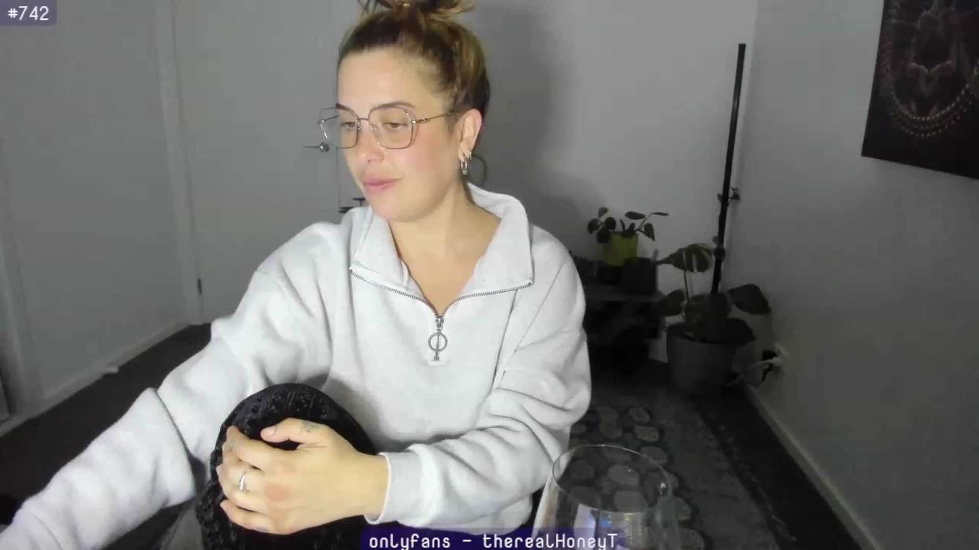Gallery image thumbnail from HoneyTits_'s myfreecams stream on, 07/18/2023, 11:21 image 11 of 20
