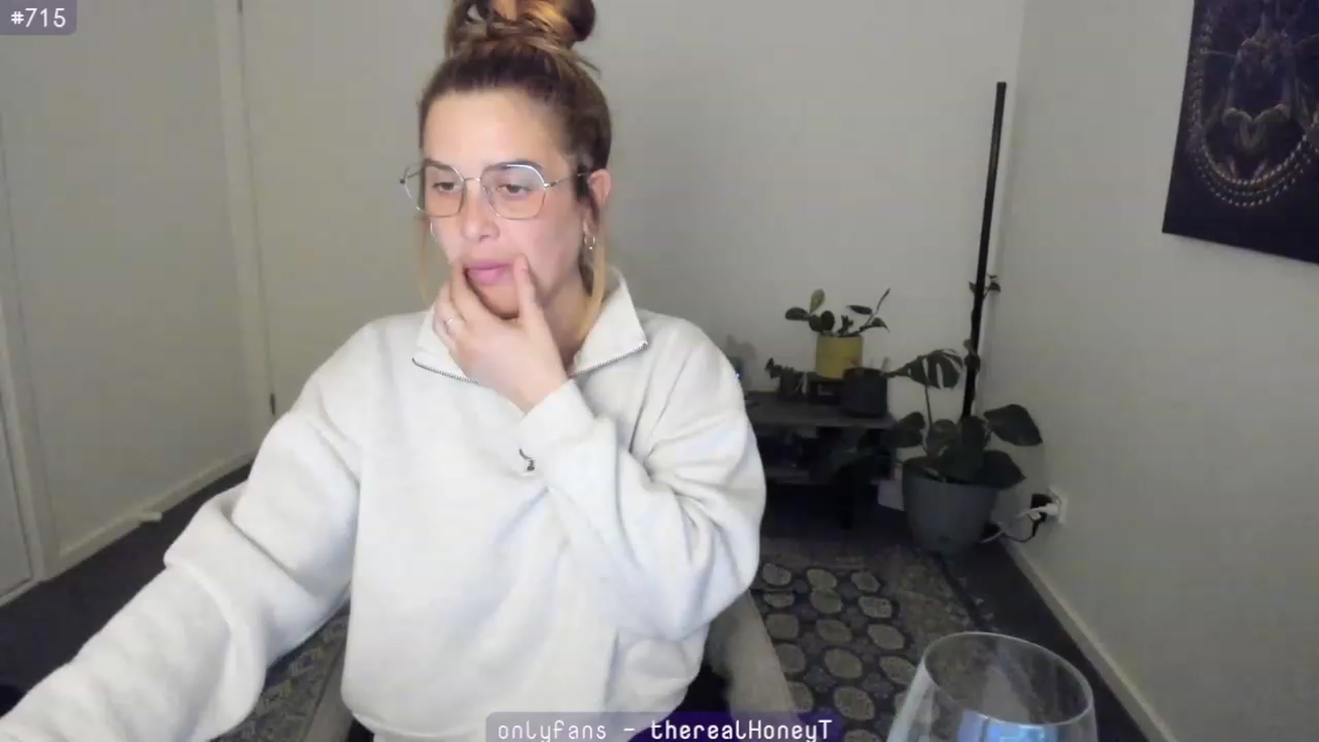 Gallery image thumbnail from HoneyTits_'s myfreecams stream on, 07/18/2023, 12:50 image 11 of 20