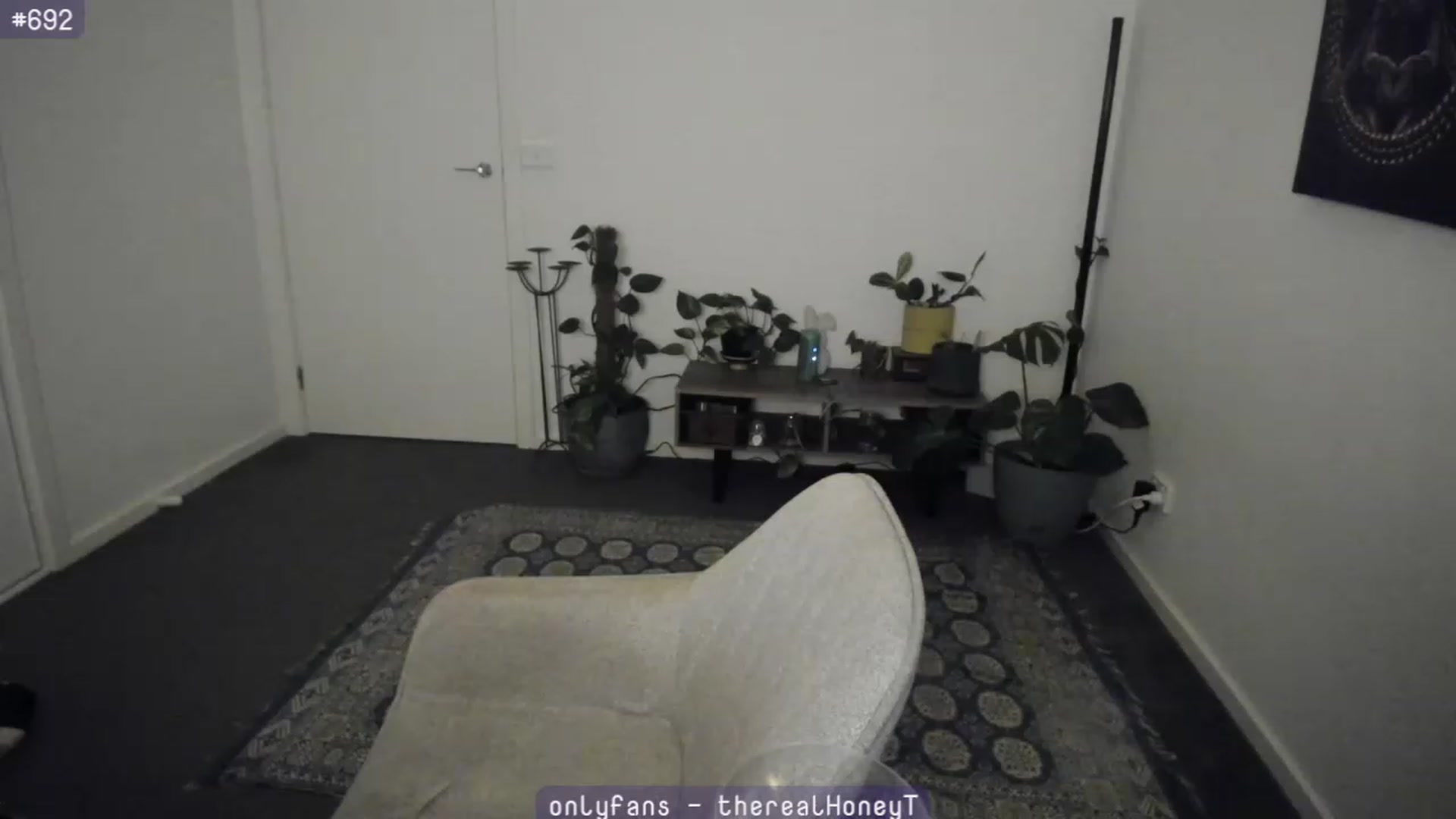 Gallery image thumbnail from HoneyTits_'s myfreecams stream on, 07/18/2023, 12:50 image 16 of 20