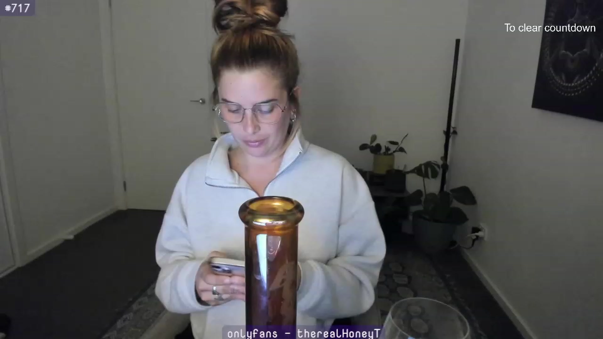 Gallery image thumbnail from HoneyTits_'s myfreecams stream on, 07/18/2023, 12:50 image 1 of 20