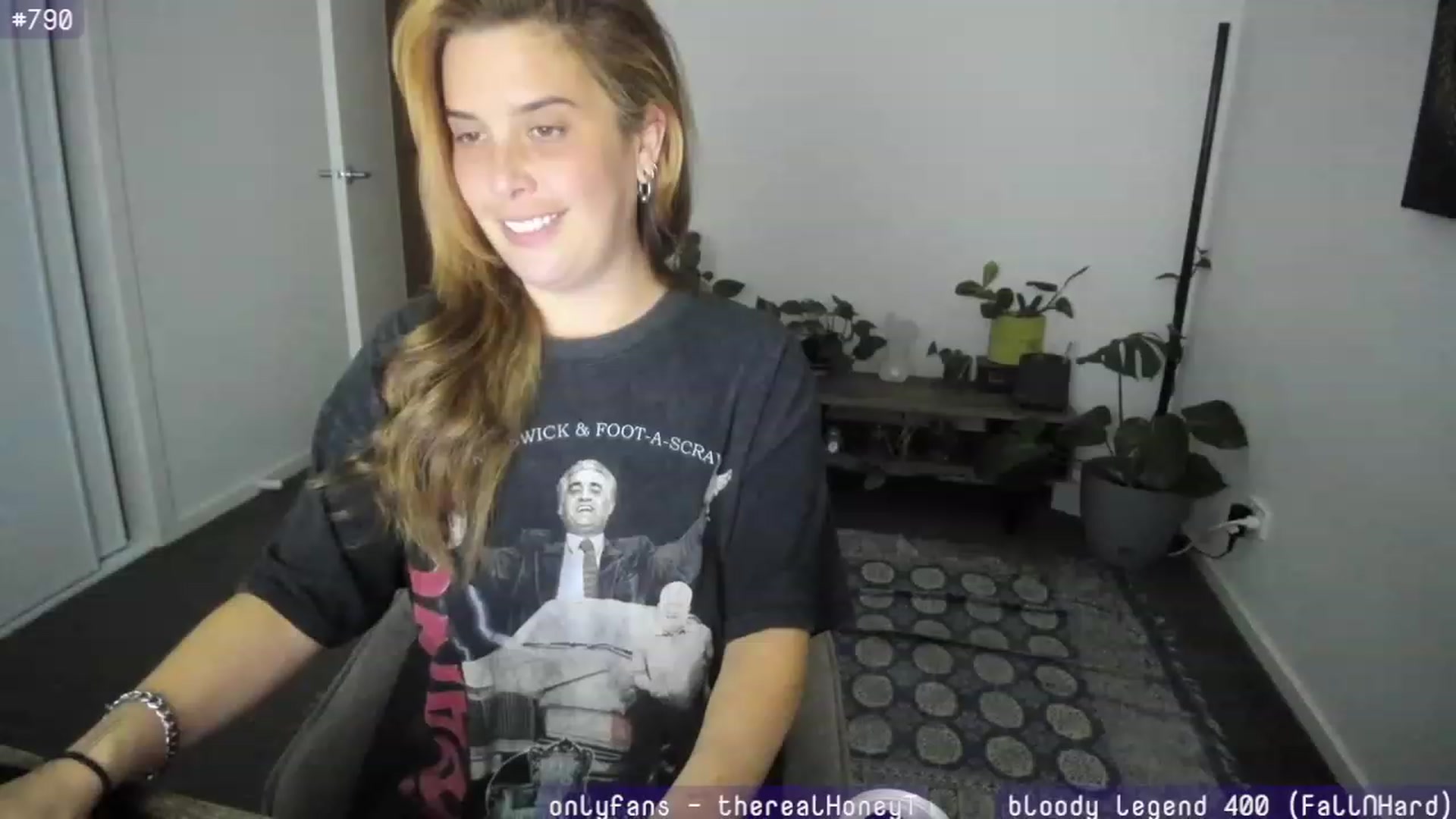 Gallery image thumbnail from HoneyTits_'s myfreecams stream on, 07/22/2023, 14:44 image 6 of 20