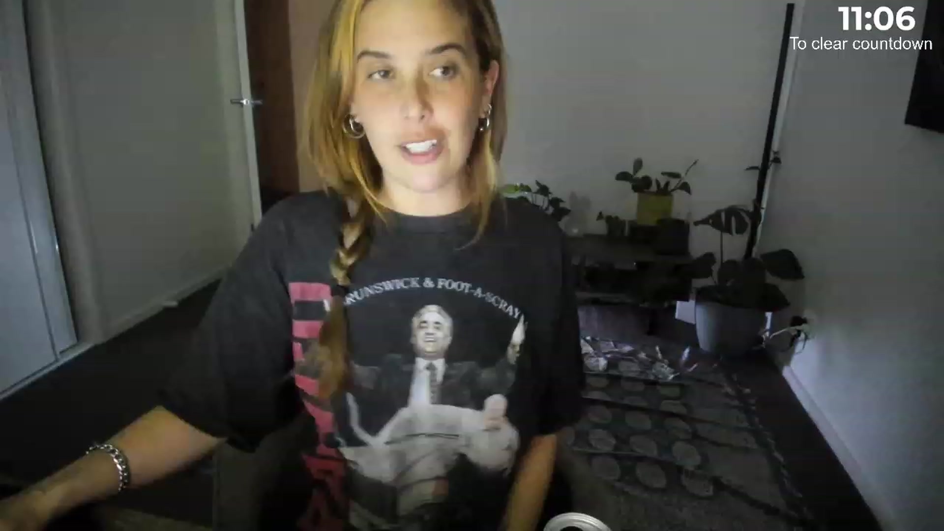 Gallery image thumbnail from HoneyTits_'s myfreecams stream on, 07/22/2023, 14:44 image 14 of 20