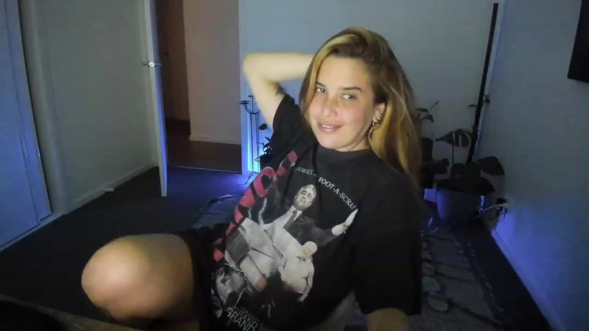 Gallery image thumbnail from HoneyTits_'s myfreecams stream on, 07/22/2023, 14:44 image 12 of 20