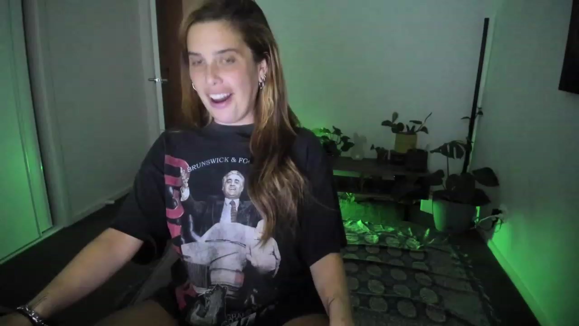 Gallery image thumbnail from HoneyTits_'s myfreecams stream on, 07/22/2023, 14:44 image 15 of 20