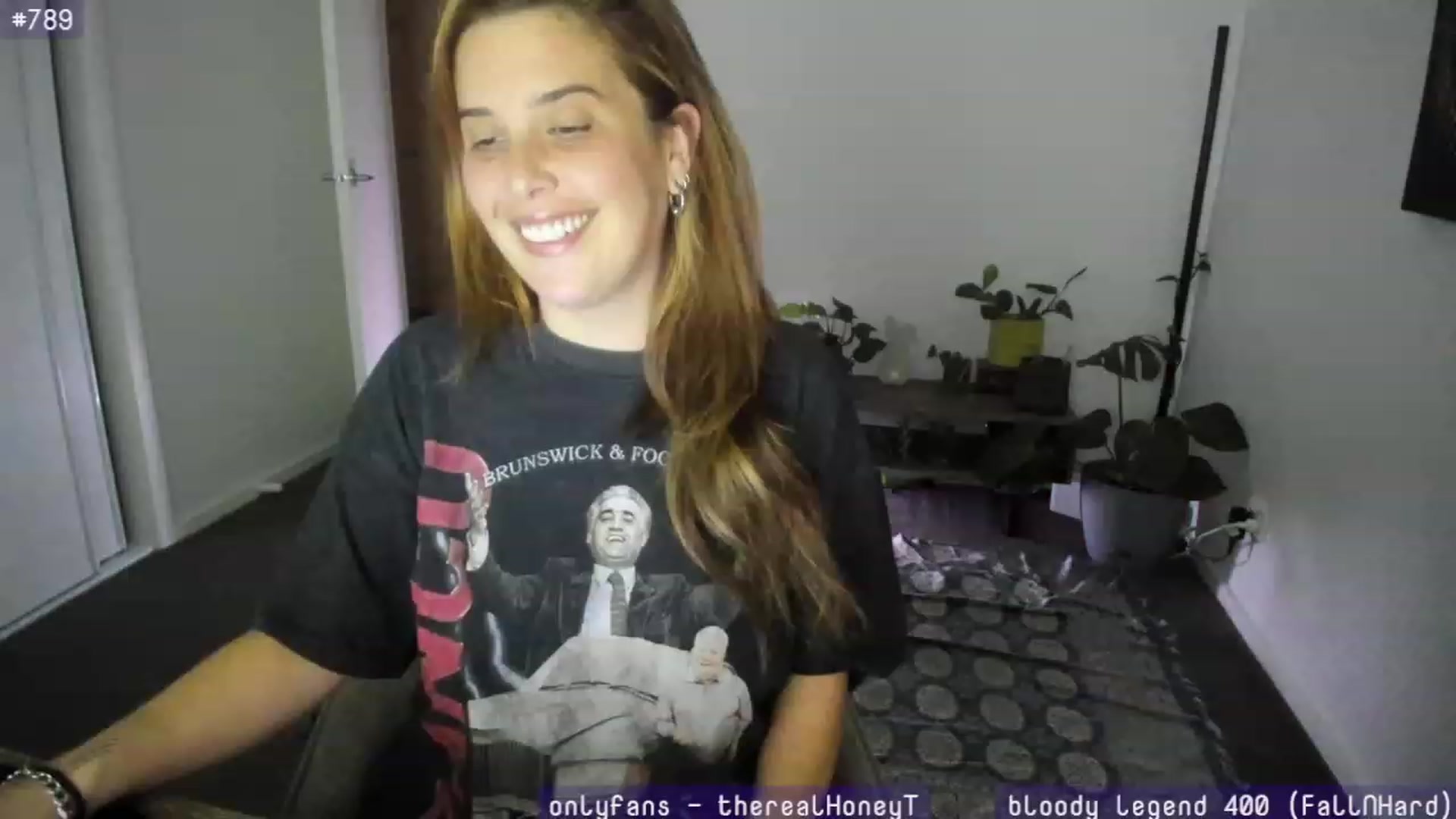 Gallery image thumbnail from HoneyTits_'s myfreecams stream on, 07/22/2023, 14:44 image 7 of 20