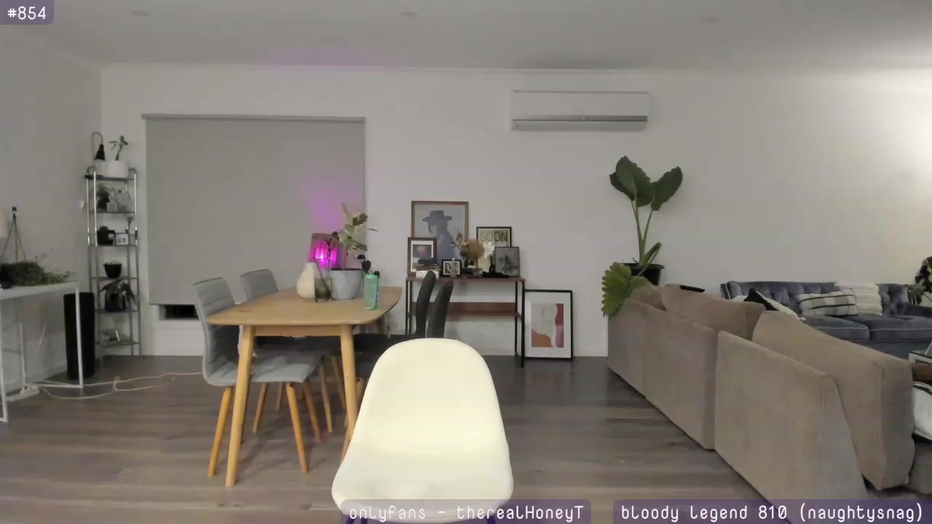 Gallery image thumbnail from HoneyTits_'s myfreecams stream on, 07/28/2023, 12:09 image 13 of 20