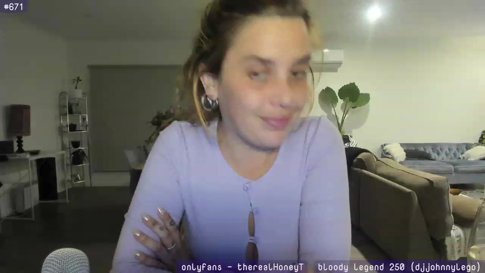 Gallery image thumbnail from HoneyTits_'s myfreecams stream on, 08/08/2023, 10:26 image 20 of 20