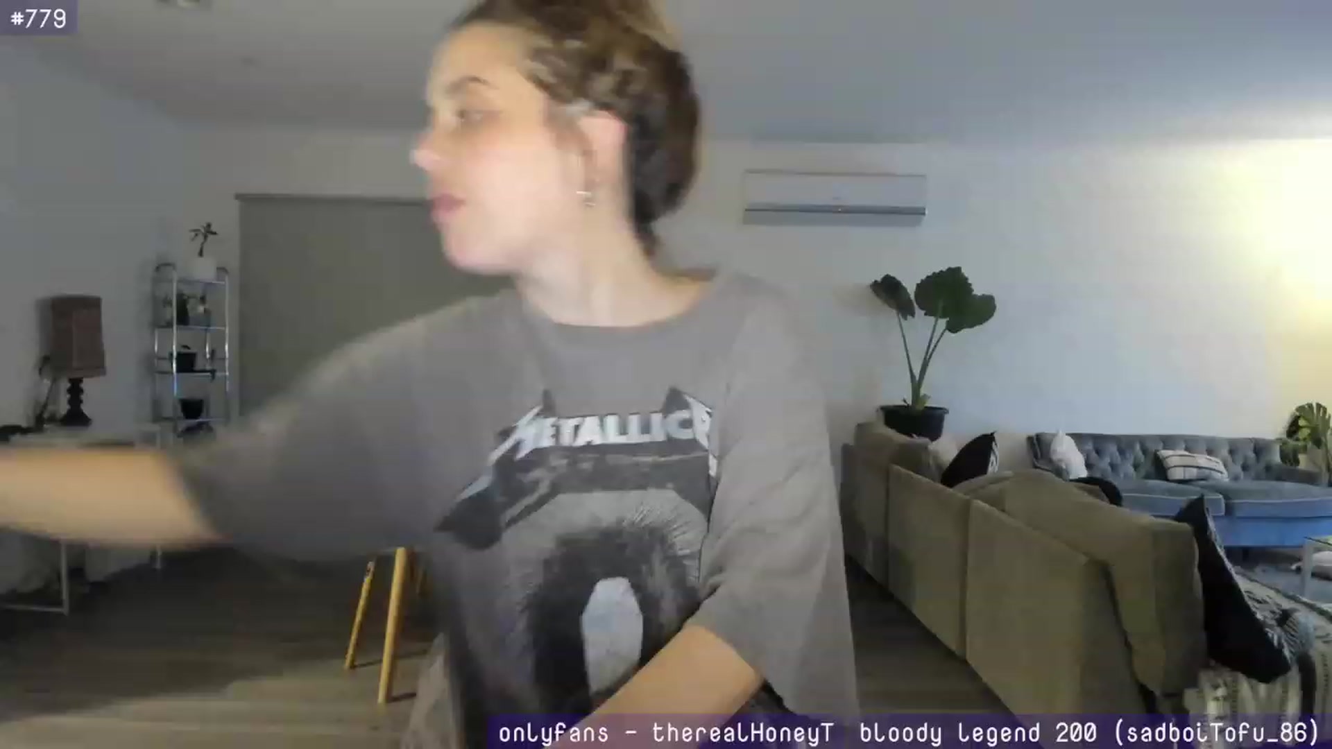 Gallery image thumbnail from HoneyTits_'s myfreecams stream on, 08/10/2023, 09:40 image 19 of 20
