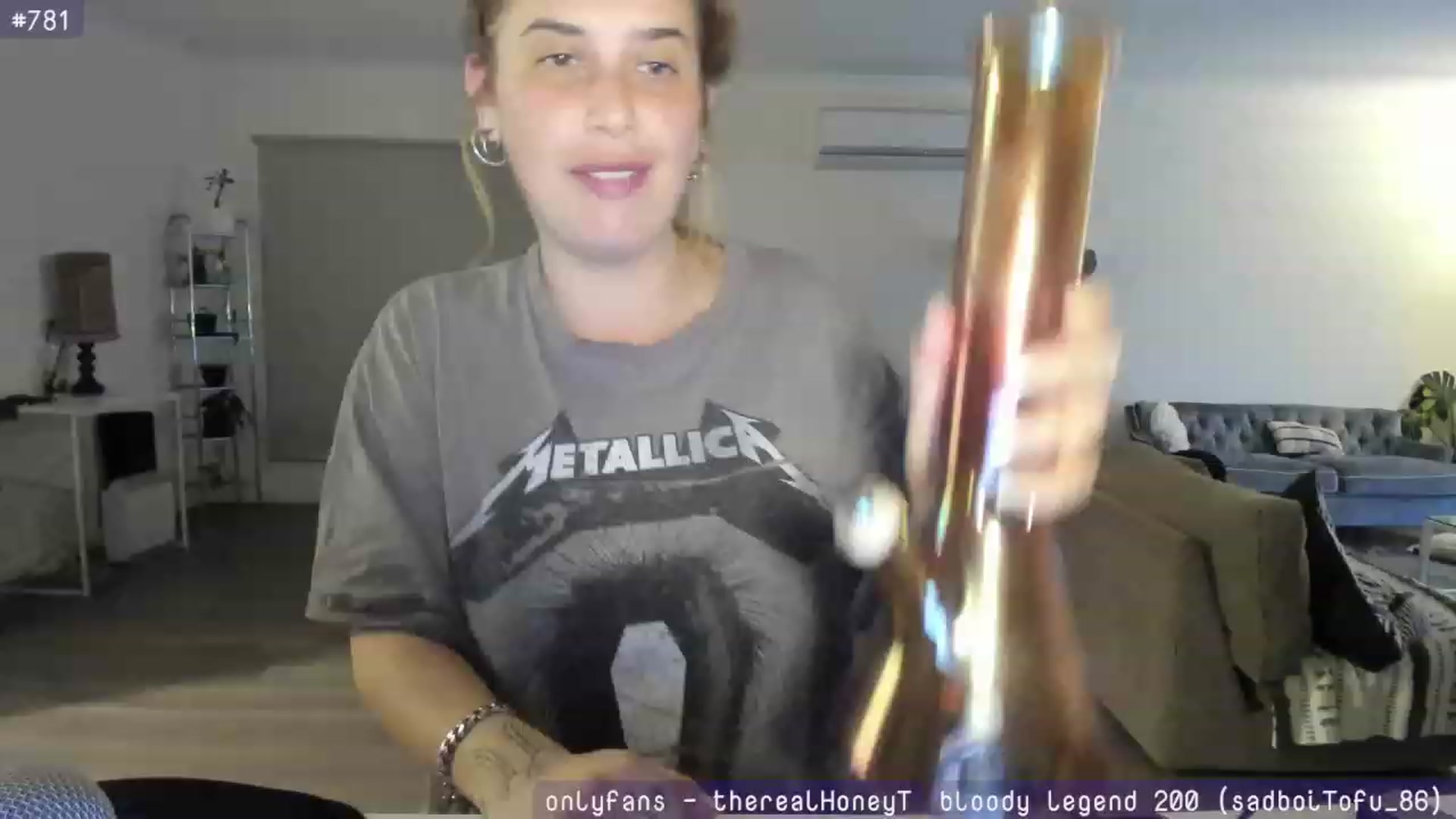 Gallery image thumbnail from HoneyTits_'s myfreecams stream on, 08/10/2023, 09:40 image 4 of 20