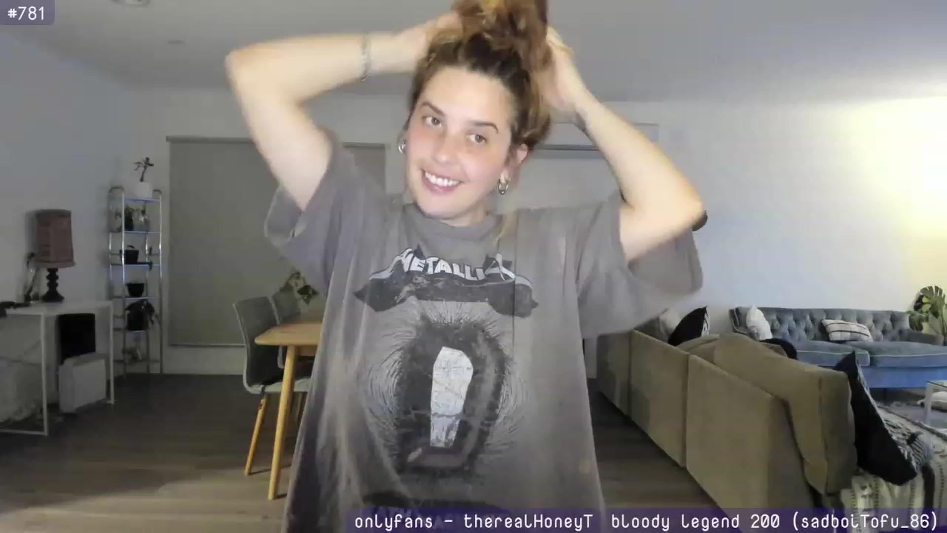 Gallery image thumbnail from HoneyTits_'s myfreecams stream on, 08/10/2023, 09:40 image 10 of 20