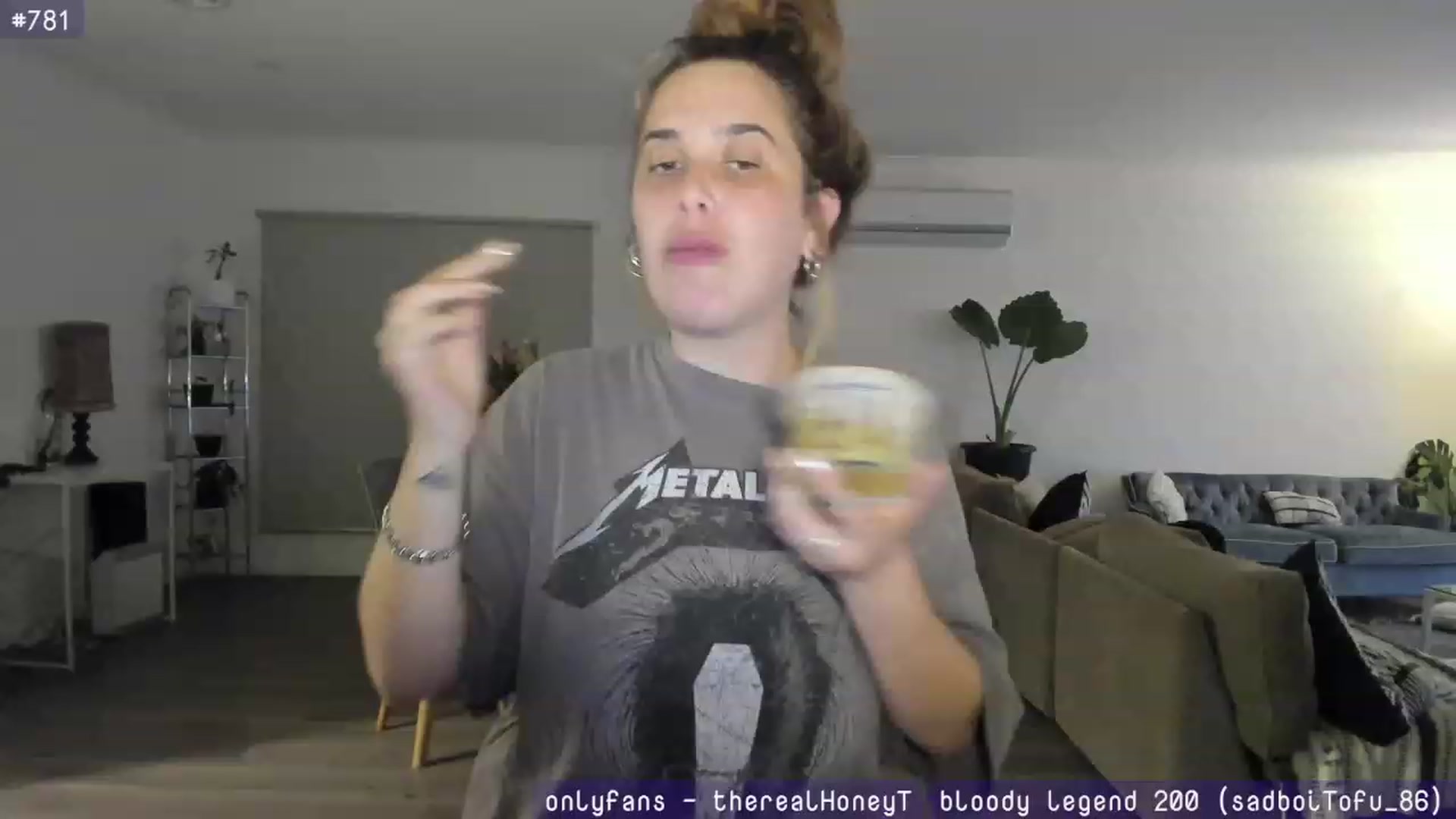 Gallery image thumbnail from HoneyTits_'s myfreecams stream on, 08/10/2023, 09:40 image 16 of 20