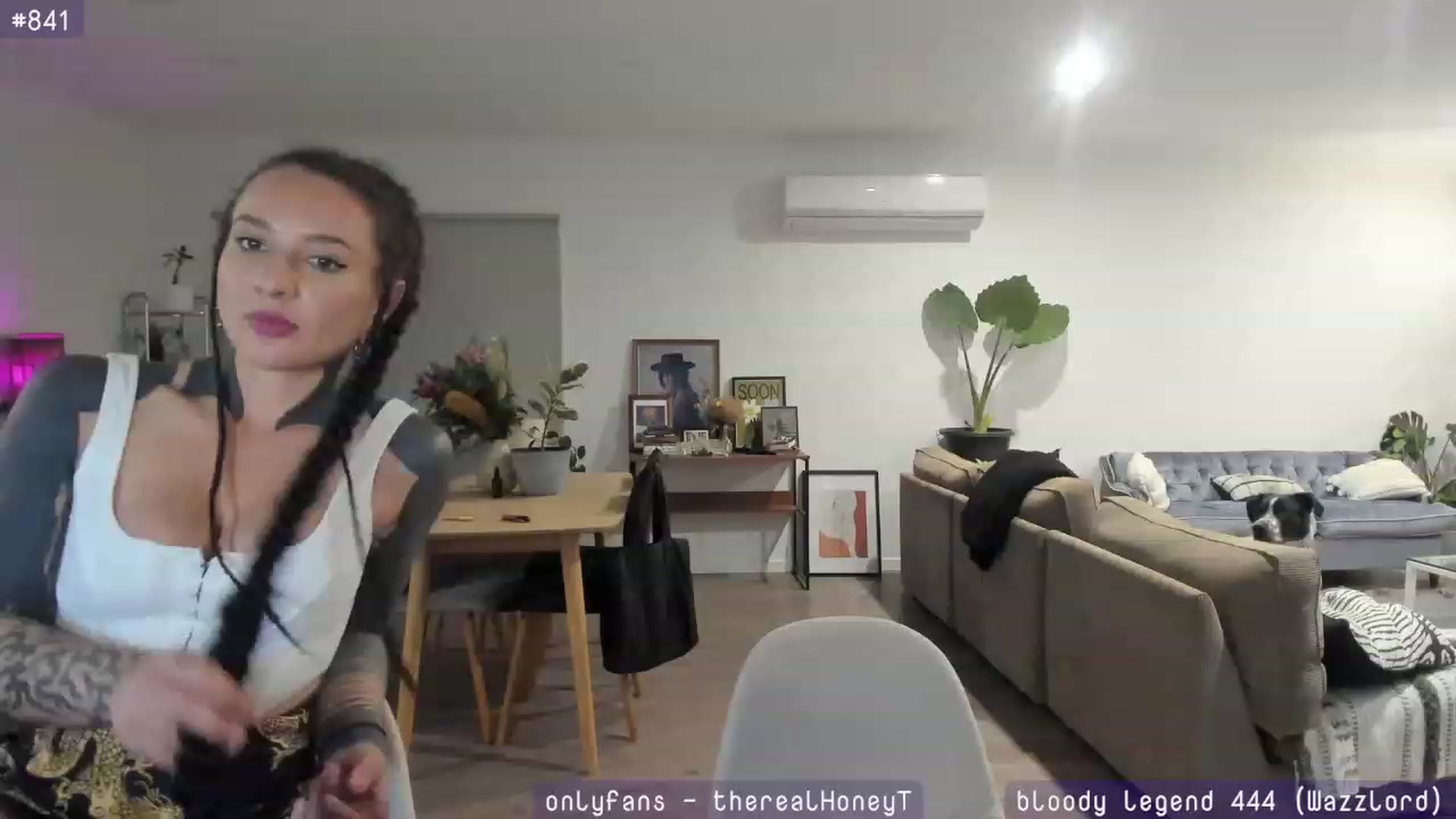 Gallery image thumbnail from HoneyTits_'s myfreecams stream on, 08/11/2023, 10:03 image 2 of 20