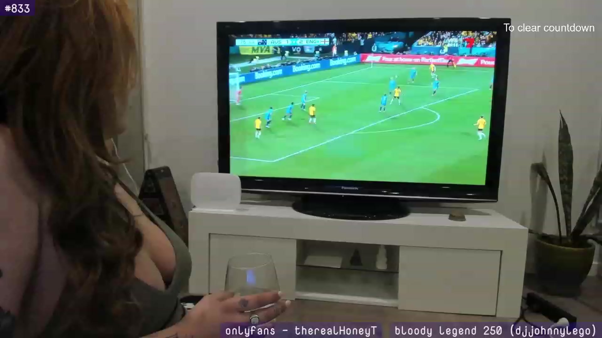 Gallery image thumbnail from HoneyTits_'s myfreecams stream on, 08/16/2023, 12:00 image 12 of 20