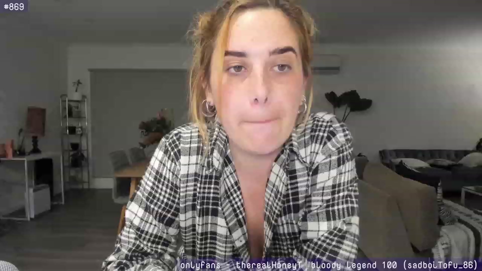 Gallery image thumbnail from HoneyTits_'s myfreecams stream on, 08/17/2023, 11:24 image 10 of 20