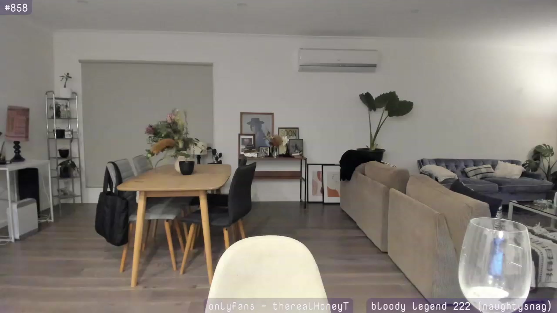 Gallery image thumbnail from HoneyTits_'s myfreecams stream on, 08/18/2023, 12:42 image 8 of 20