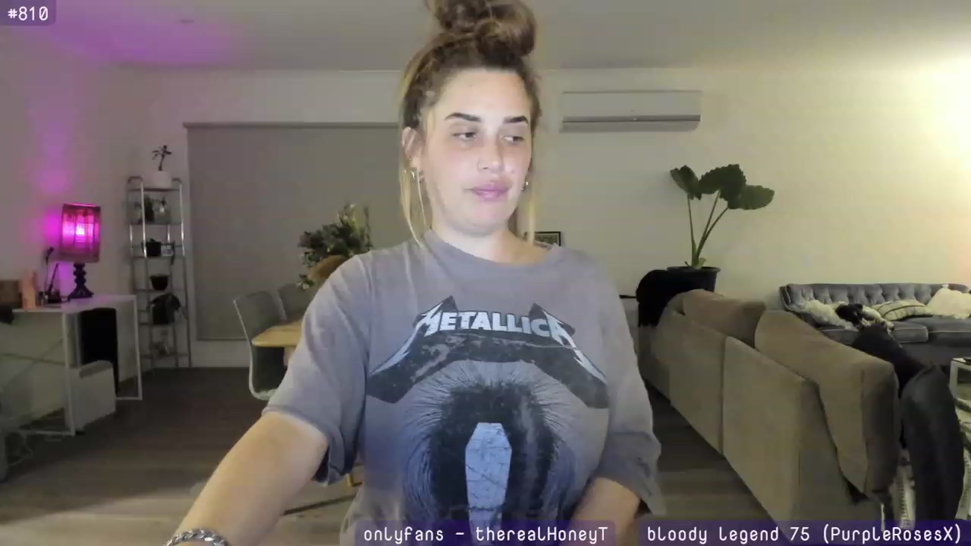 Gallery image thumbnail from HoneyTits_'s myfreecams stream on, 08/19/2023, 10:06 image 2 of 20