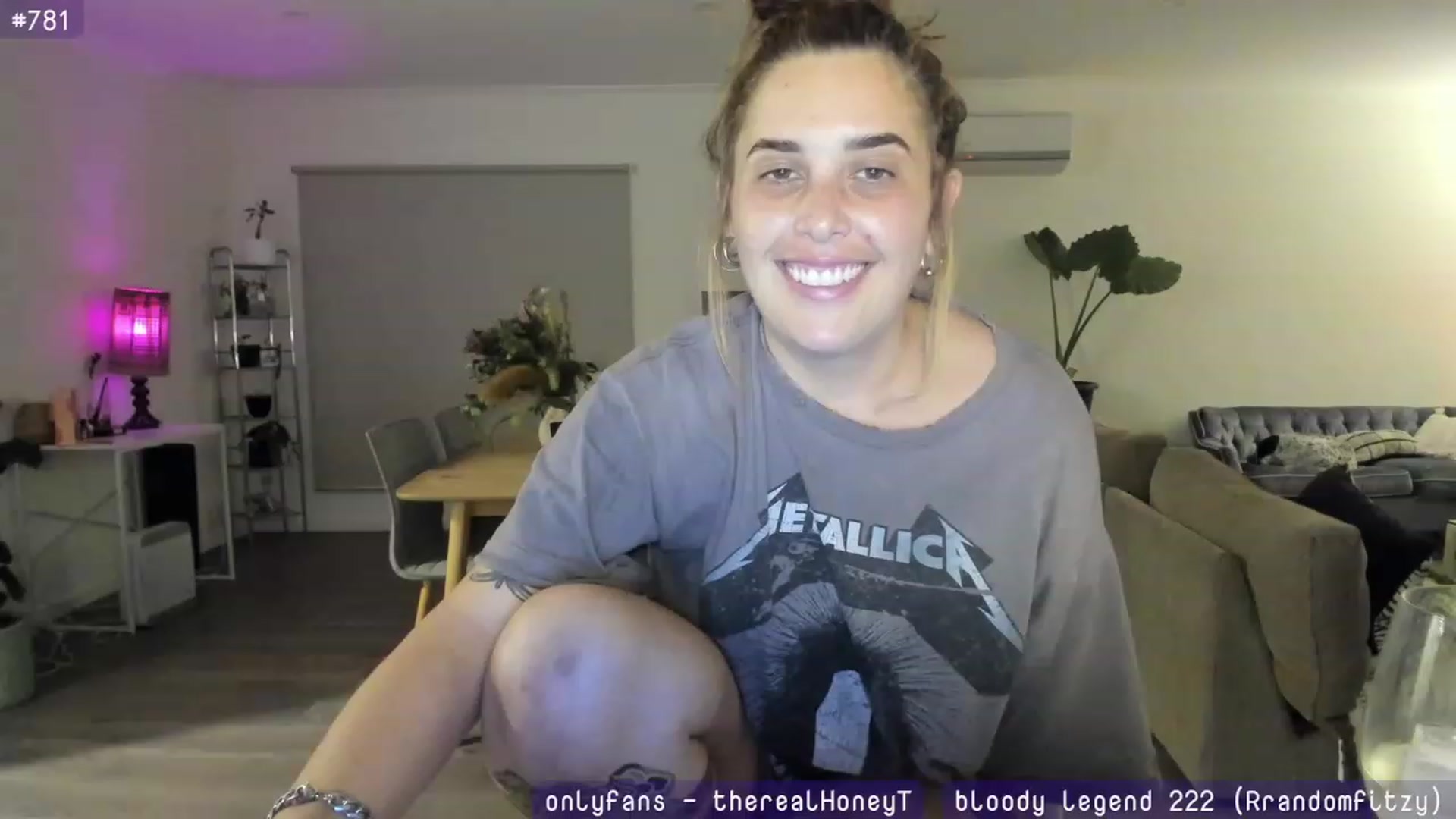 Gallery image thumbnail from HoneyTits_'s myfreecams stream on, 08/19/2023, 12:44 image 18 of 20