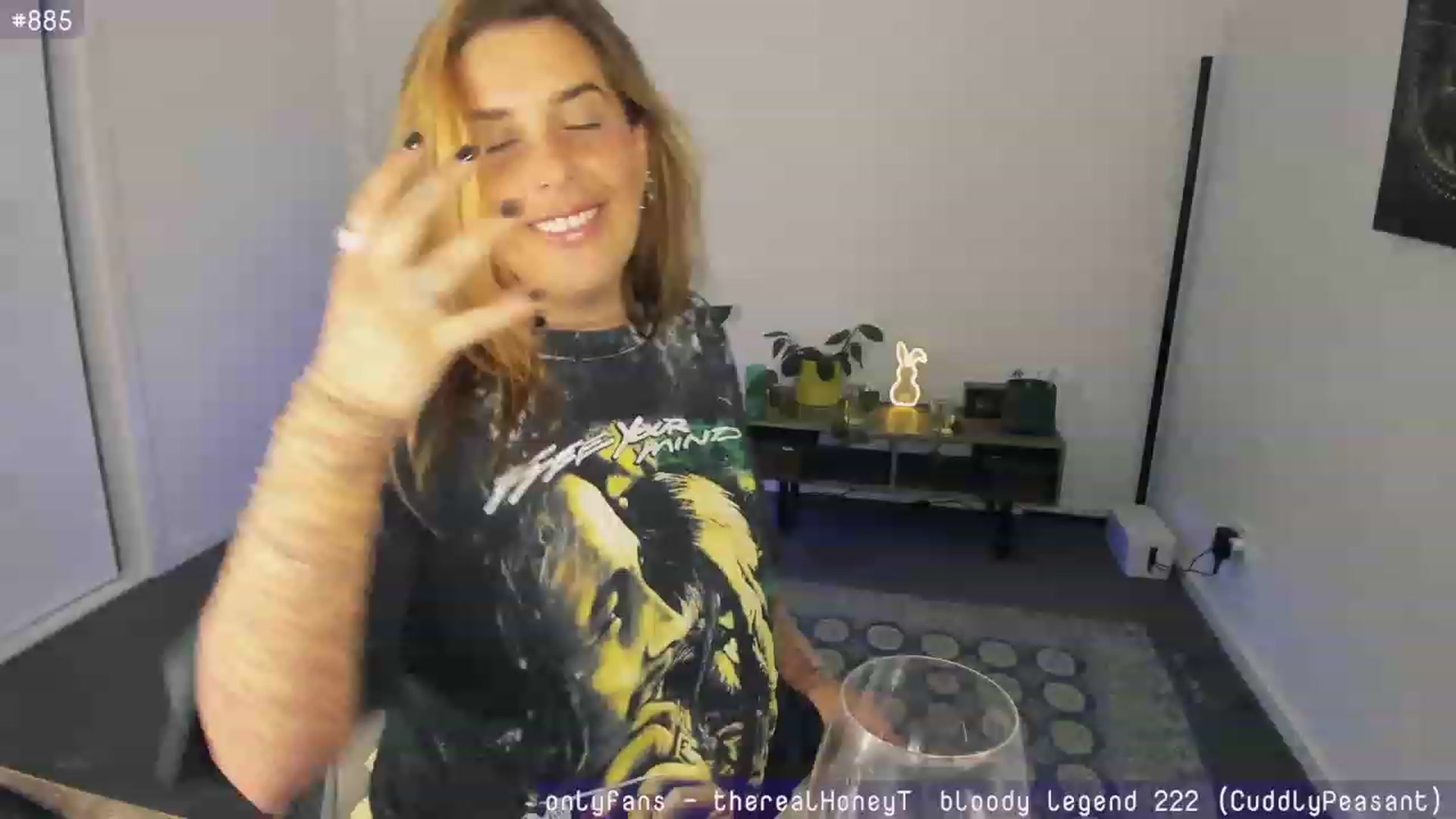 Gallery image thumbnail from HoneyTits_'s myfreecams stream on, 08/29/2023, 09:05 image 19 of 20