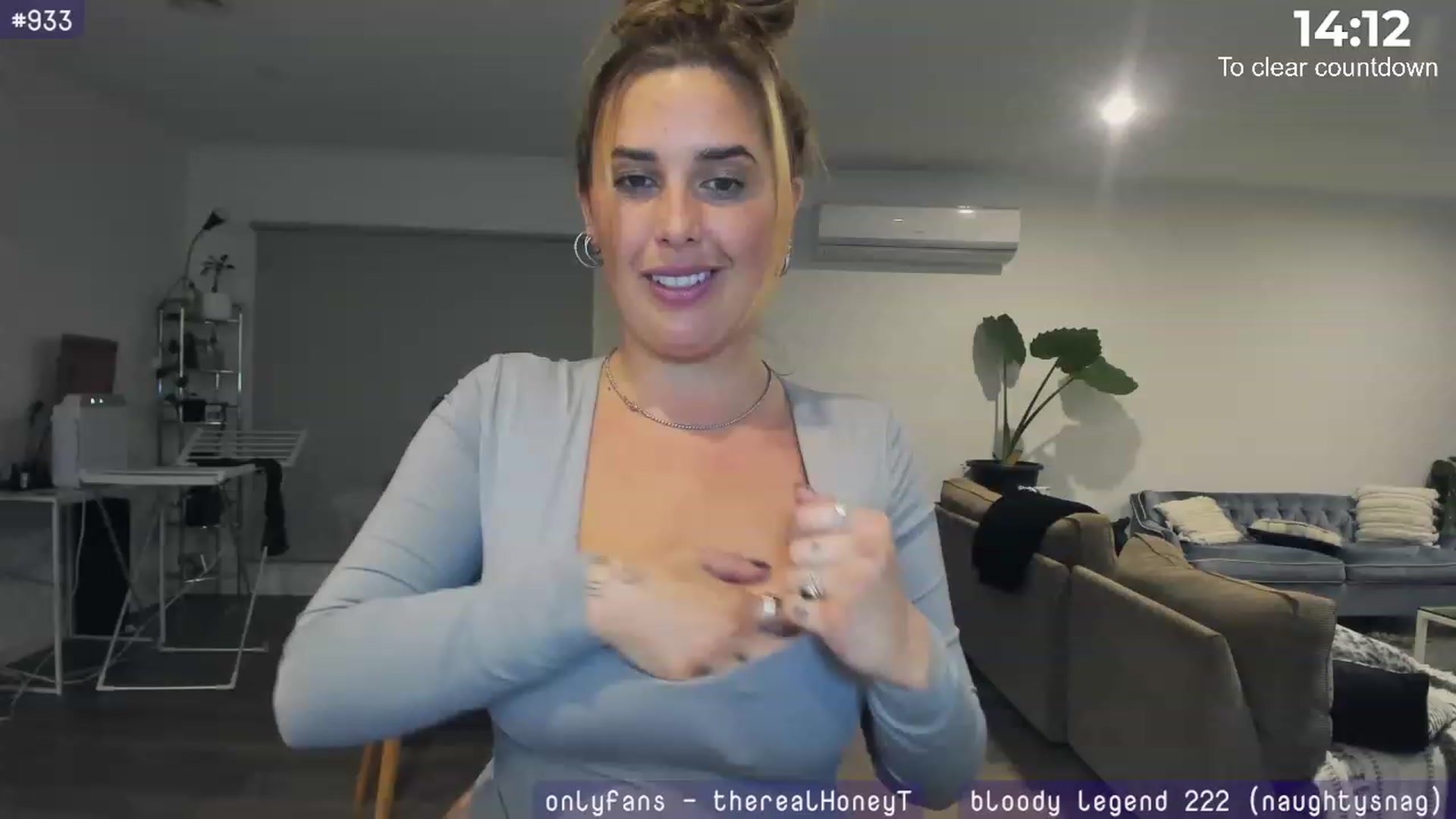 Gallery image thumbnail from HoneyTits_'s myfreecams stream on, 08/31/2023, 11:26 image 15 of 20