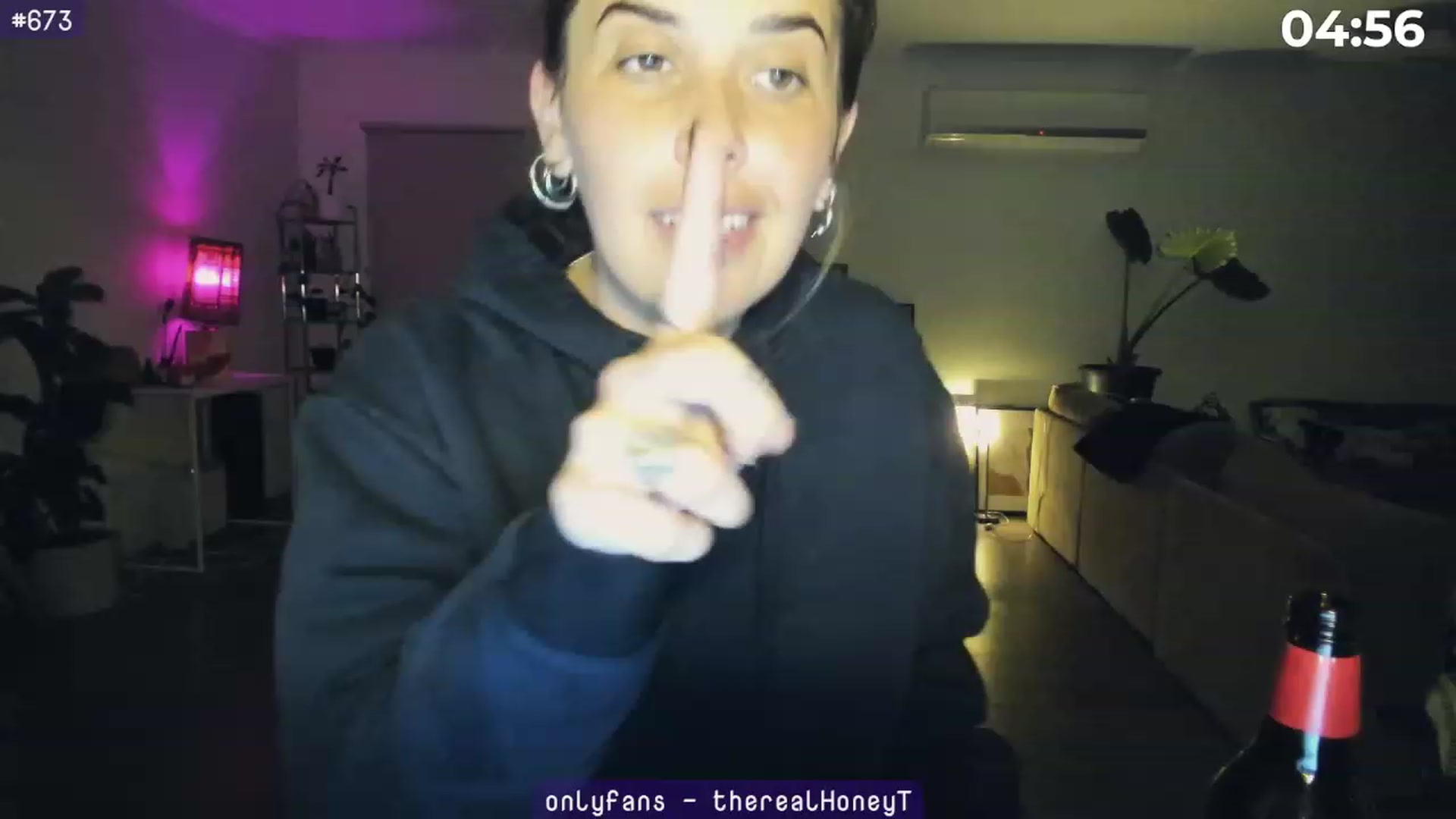 Gallery image thumbnail from HoneyTits_'s myfreecams stream on, 09/04/2023, 11:04 image 14 of 20