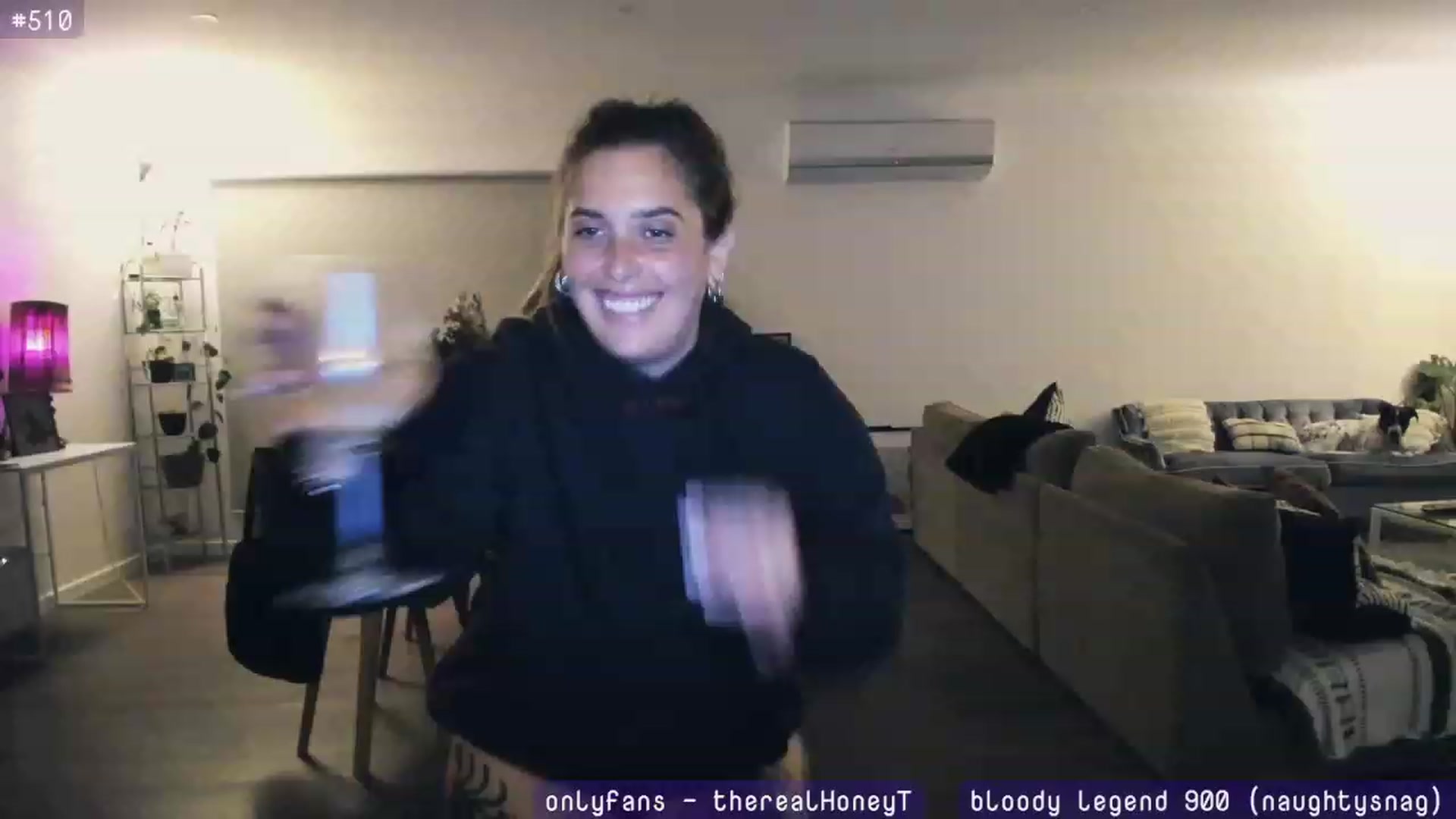Gallery image thumbnail from HoneyTits_'s myfreecams stream on, 09/08/2023, 13:26 image 3 of 20