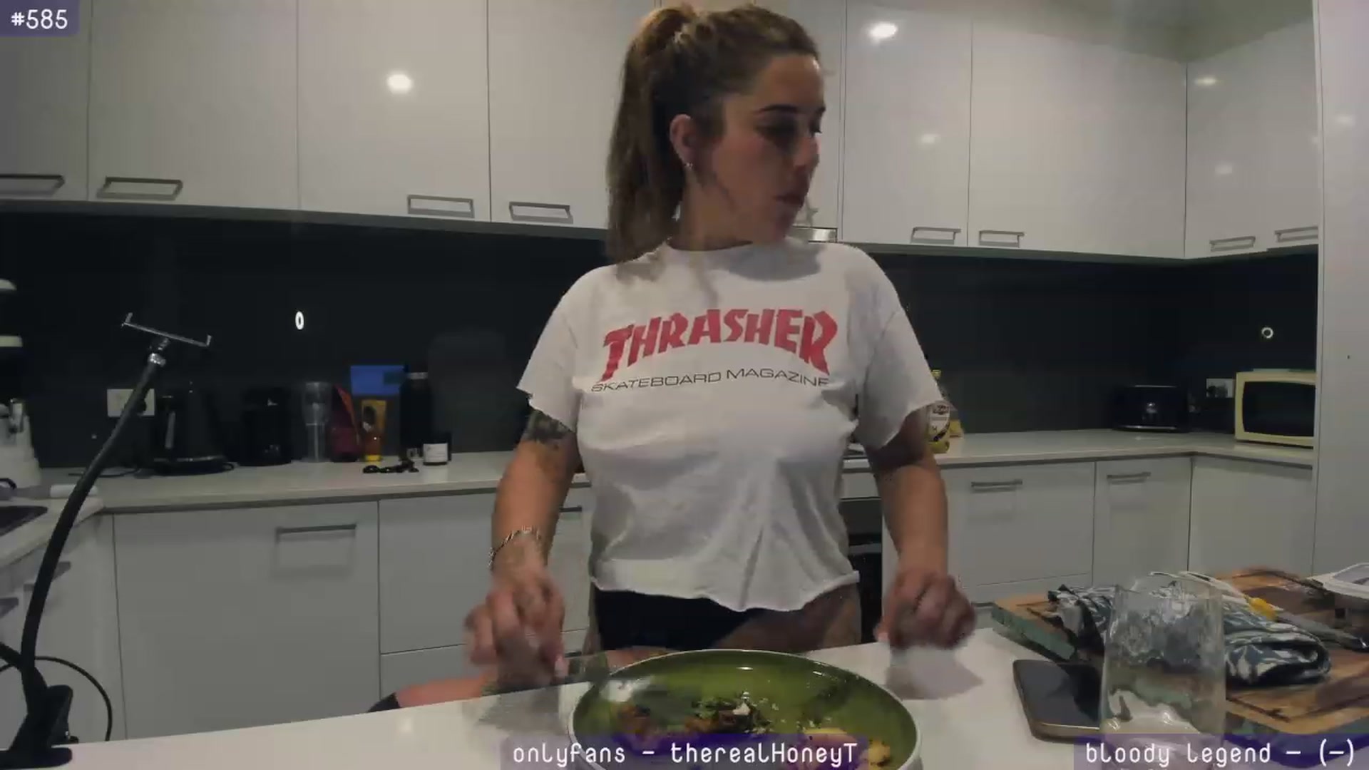 Gallery image thumbnail from HoneyTits_'s myfreecams stream on, 09/12/2023, 08:57 image 18 of 20