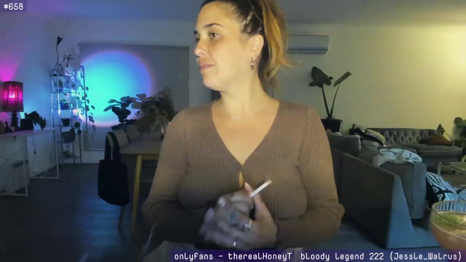 Gallery image thumbnail from HoneyTits_'s myfreecams stream on, 09/18/2023, 08:47 image 12 of 20