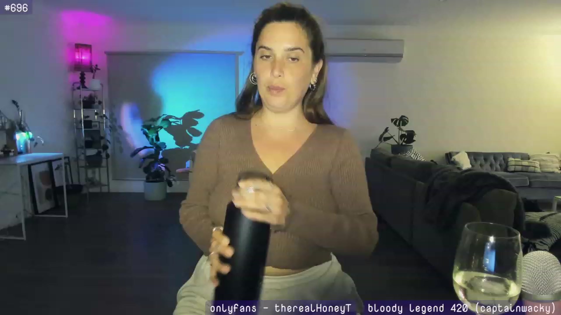 Gallery image thumbnail from HoneyTits_'s myfreecams stream on, 09/28/2023, 10:59 image 8 of 20