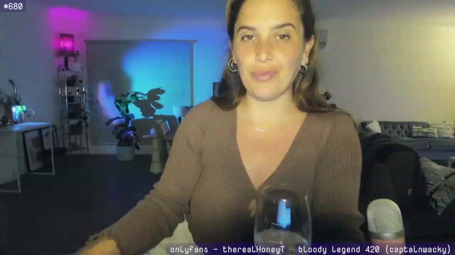 Gallery image thumbnail from HoneyTits_'s myfreecams stream on, 09/28/2023, 10:59 image 19 of 20
