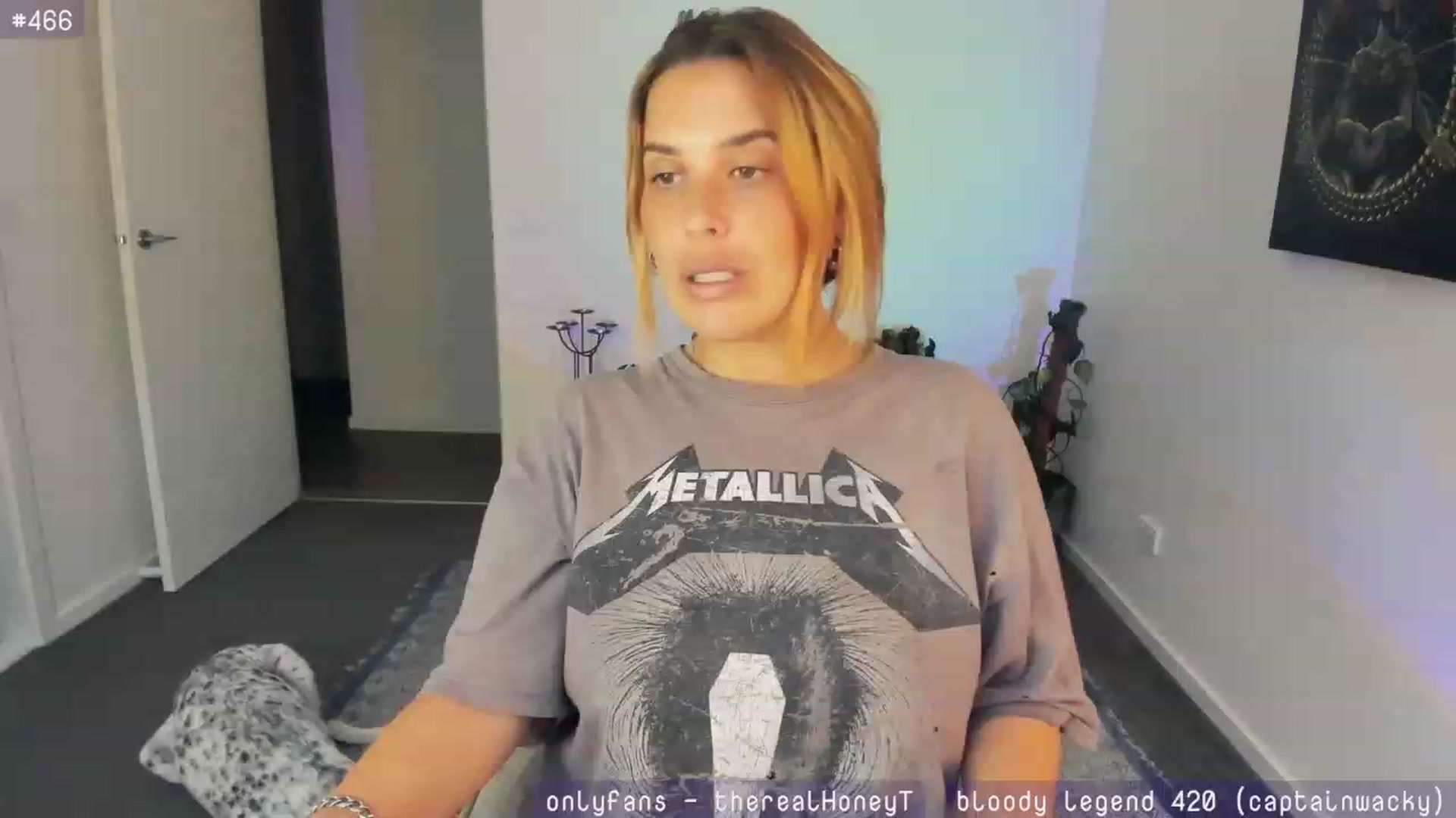 Gallery image thumbnail from HoneyTits_'s myfreecams stream on, 11/04/2023, 09:39 image 10 of 20