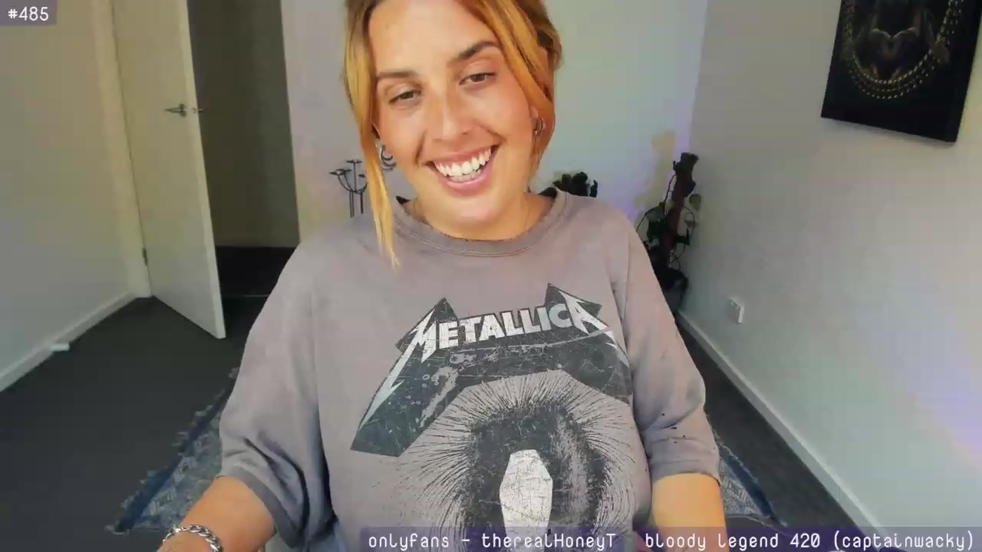 Gallery image thumbnail from HoneyTits_'s myfreecams stream on, 11/04/2023, 09:39 image 3 of 20