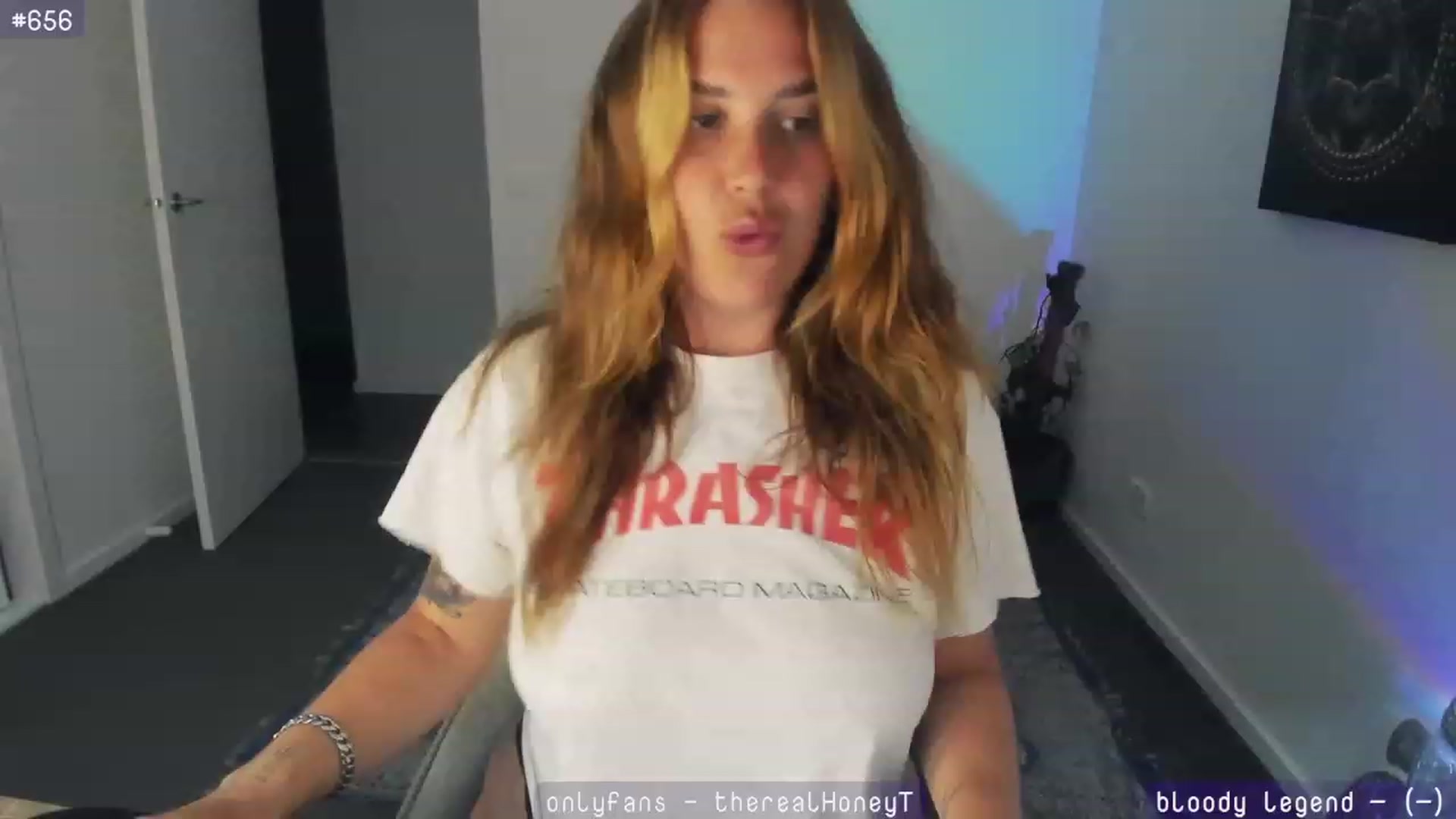 Gallery image thumbnail from HoneyTits_'s myfreecams stream on, 11/08/2023, 09:11 image 3 of 20