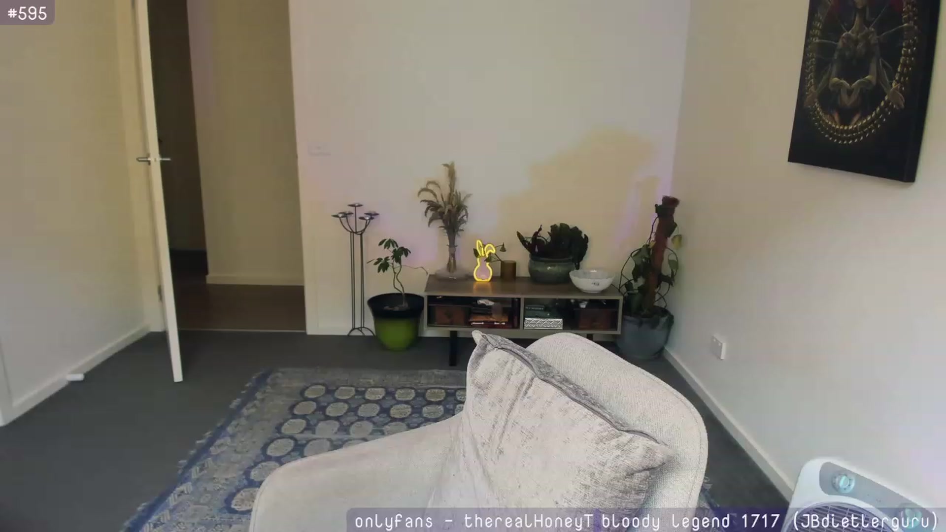 Gallery image thumbnail from HoneyTits_'s myfreecams stream on, 11/09/2023, 08:47 image 9 of 20