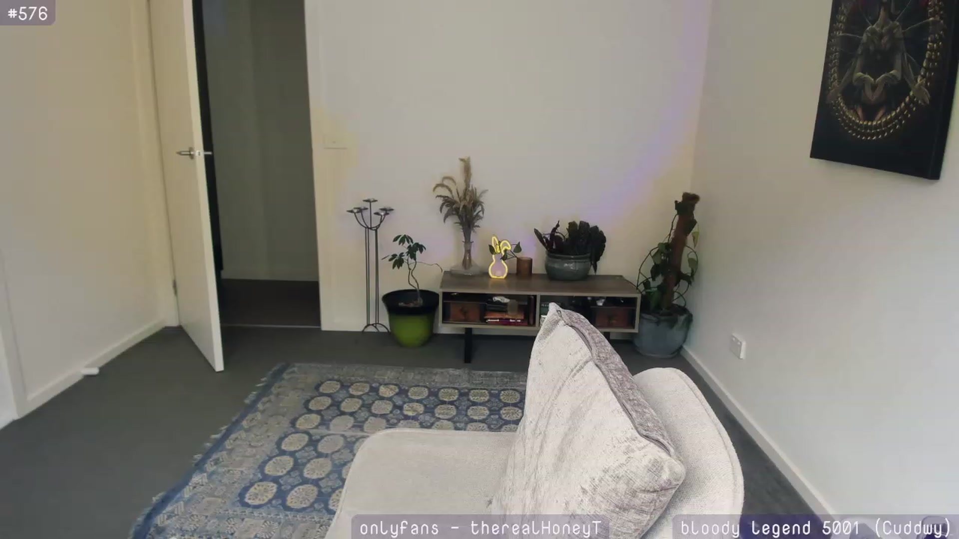 Gallery image thumbnail from HoneyTits_'s myfreecams stream on, 11/12/2023, 08:34 image 14 of 20