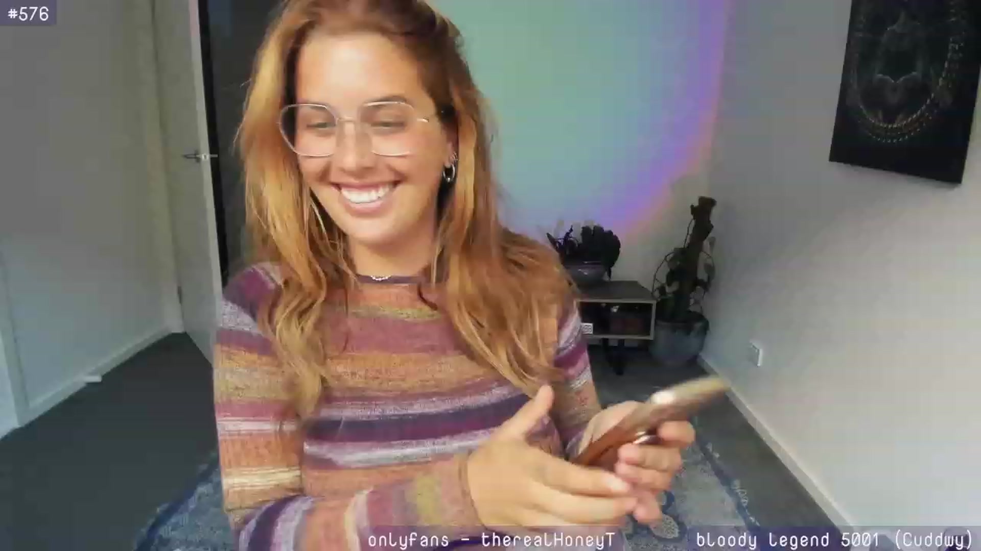 Gallery image thumbnail from HoneyTits_'s myfreecams stream on, 11/12/2023, 08:34 image 18 of 20