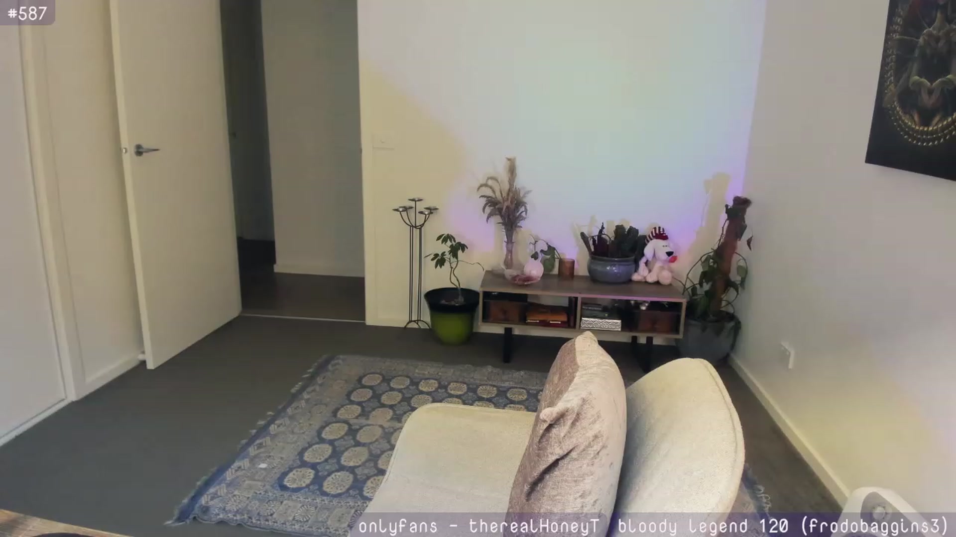 Gallery image thumbnail from HoneyTits_'s myfreecams stream on, 11/17/2023, 09:30 image 2 of 20