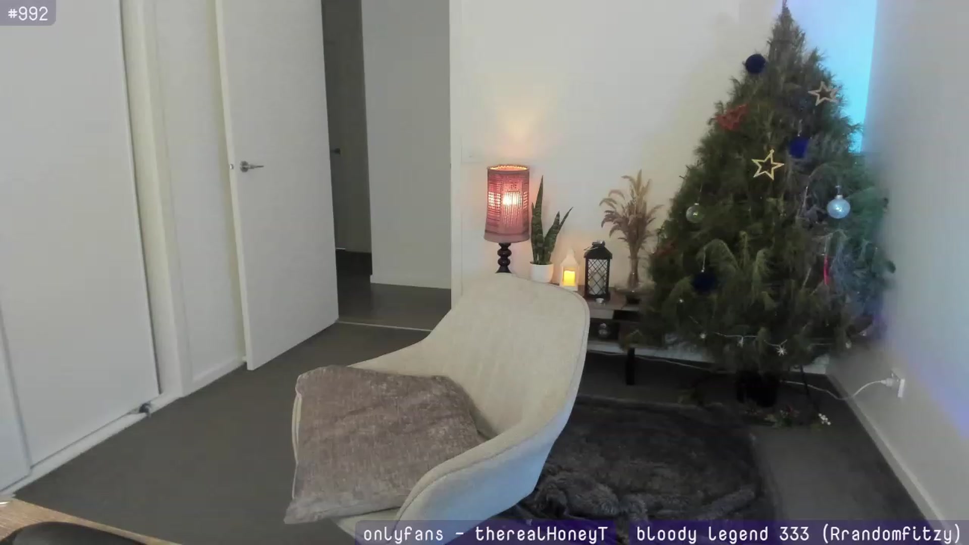 Gallery image thumbnail from HoneyTits_'s myfreecams stream on, 12/12/2023, 09:30 image 14 of 20