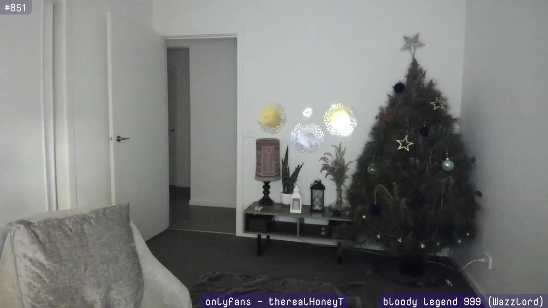 Gallery image thumbnail from HoneyTits_'s myfreecams stream on, 12/15/2023, 12:34 image 19 of 20
