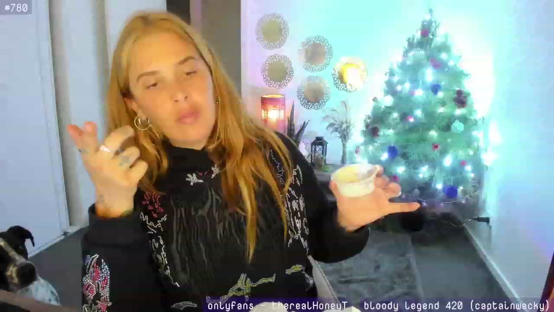 Gallery image thumbnail from HoneyTits_'s myfreecams stream on, 12/18/2023, 09:29 image 18 of 20