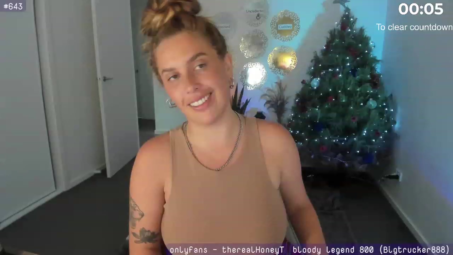 Gallery image thumbnail from HoneyTits_'s myfreecams stream on, 12/27/2023, 06:51 image 20 of 20