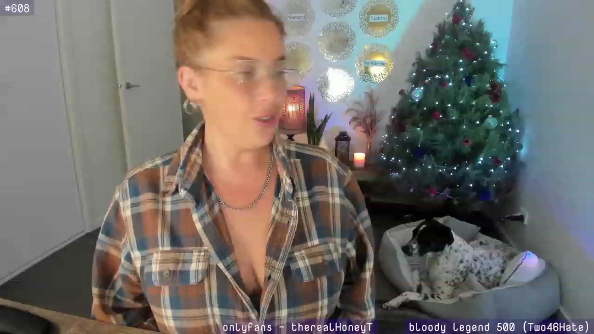 Gallery image thumbnail from HoneyTits_'s myfreecams stream on, 12/28/2023, 08:41 image 7 of 20