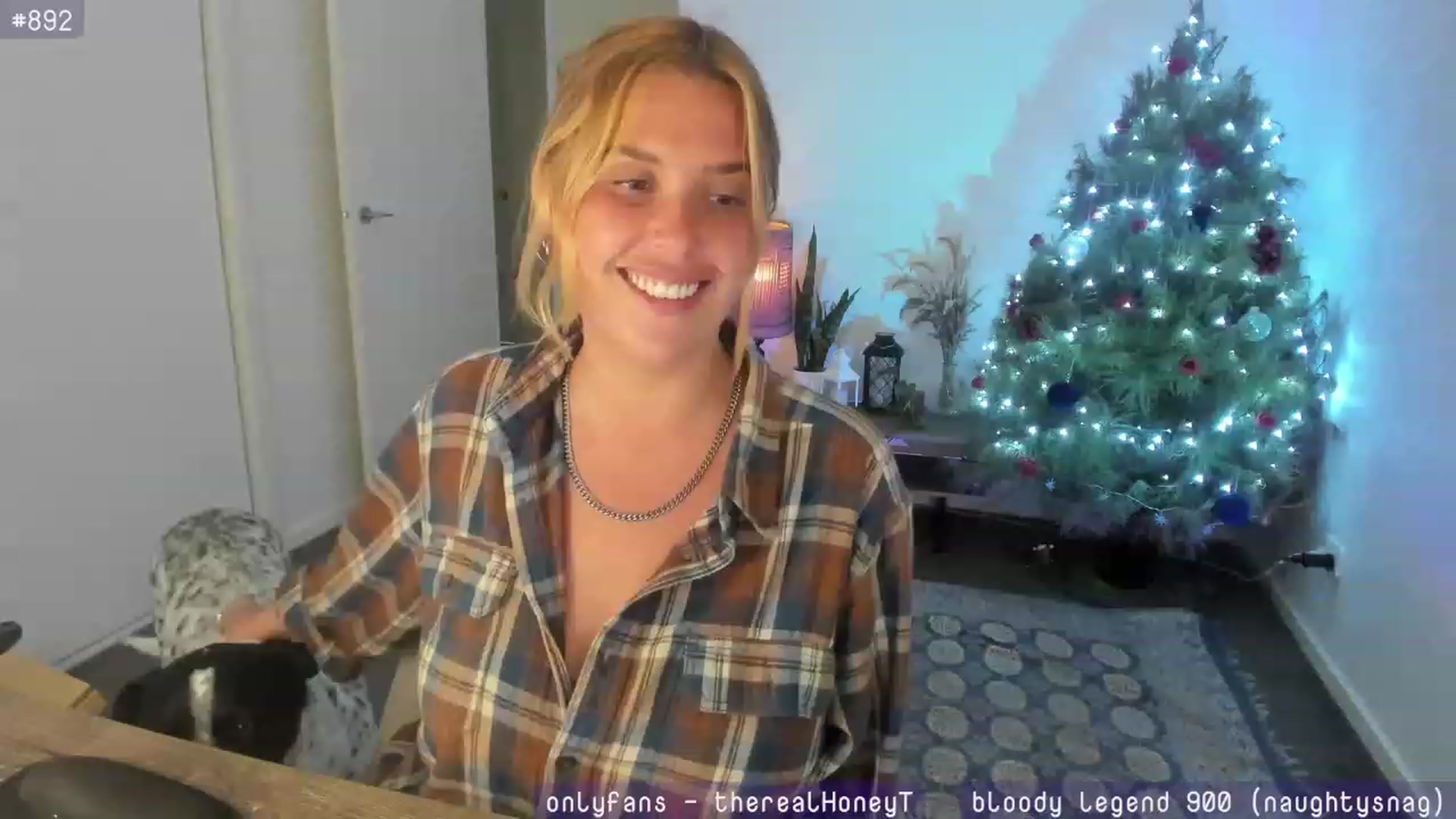 Gallery image thumbnail from HoneyTits_'s myfreecams stream on, 01/14/2024, 09:12 image 9 of 20