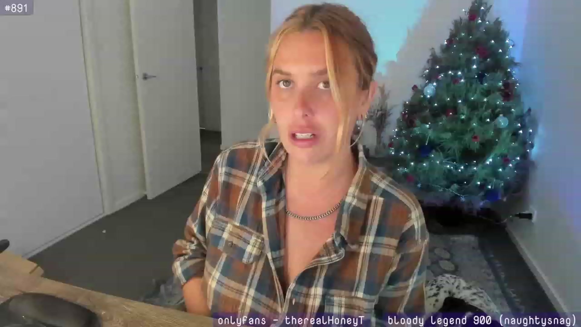 Gallery image thumbnail from HoneyTits_'s myfreecams stream on, 01/14/2024, 09:12 image 7 of 20