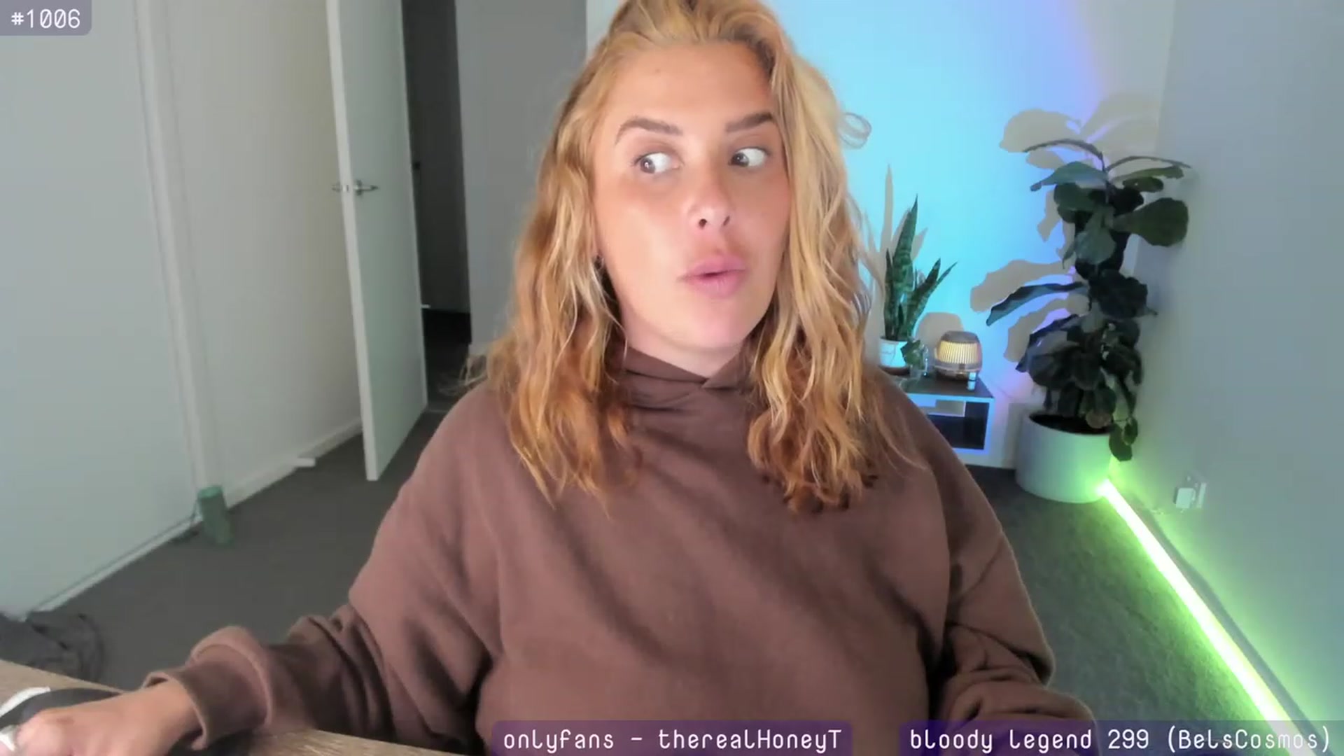 Gallery image thumbnail from HoneyTits_'s myfreecams stream on, 01/25/2024, 08:35 image 7 of 20