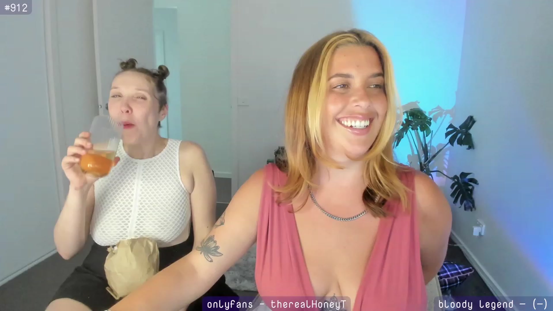 Gallery image thumbnail from HoneyTits_'s myfreecams stream on, 02/08/2024, 09:04 image 3 of 20