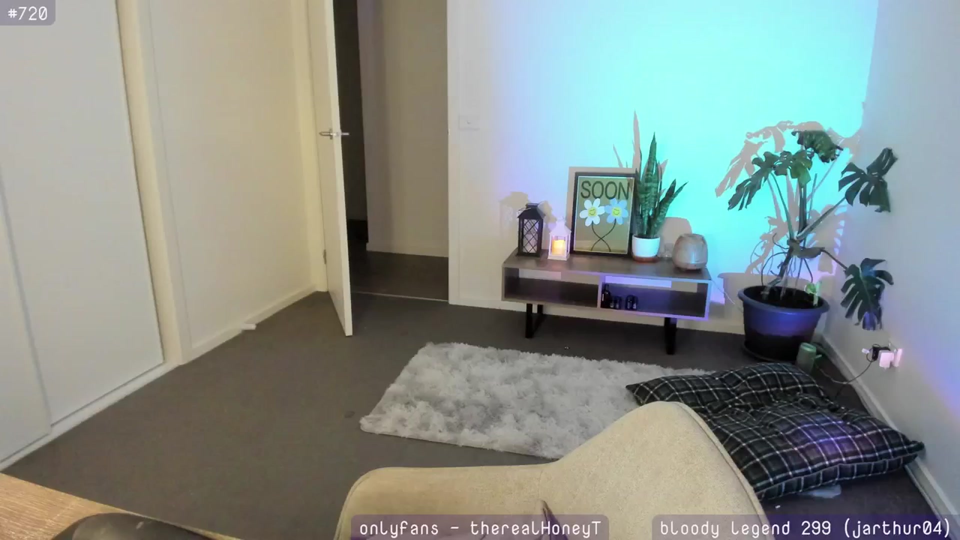Gallery image thumbnail from HoneyTits_'s myfreecams stream on, 02/23/2024, 09:47 image 13 of 20