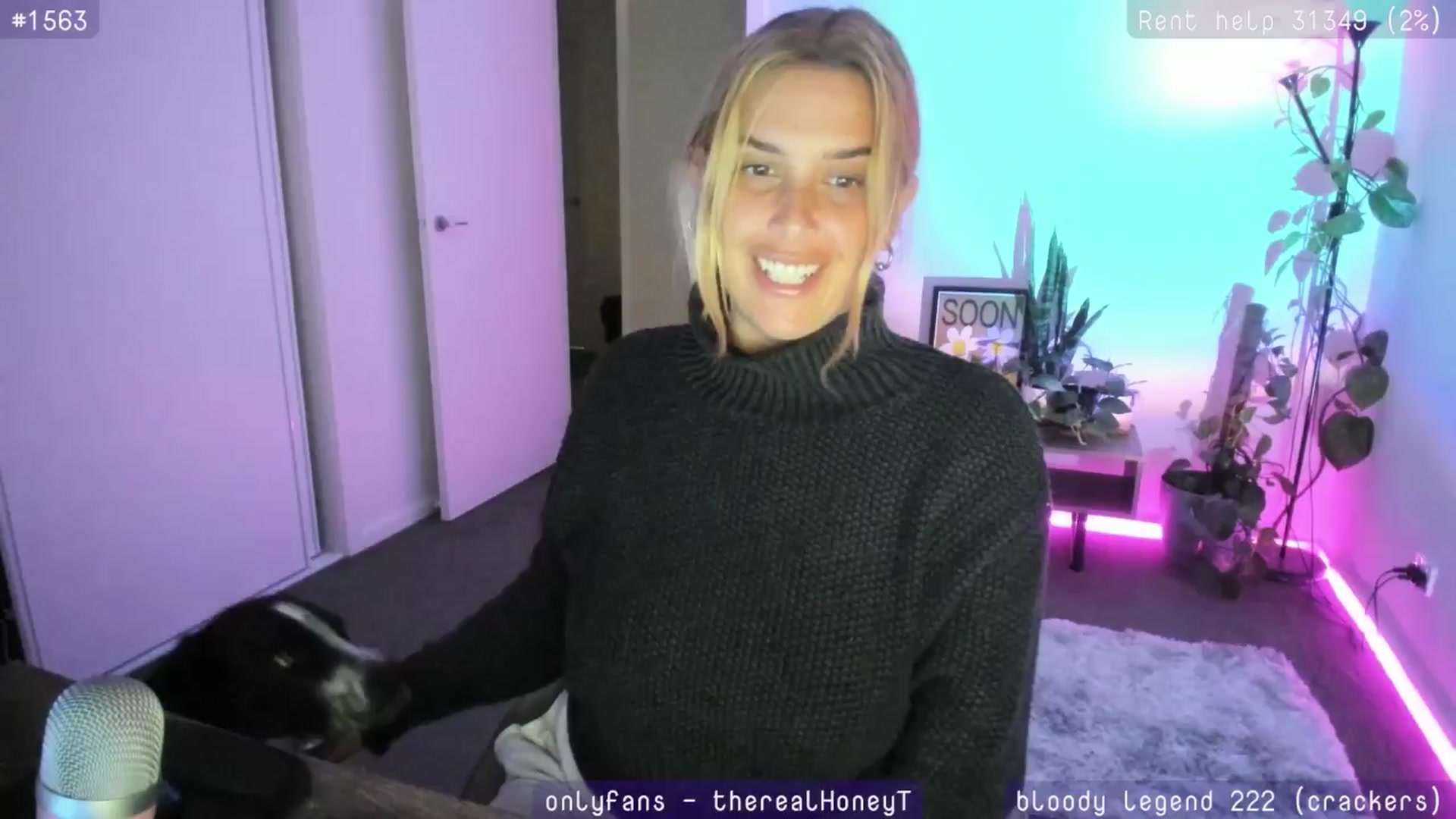 Gallery image thumbnail from HoneyTits_'s myfreecams stream on, 04/10/2024, 09:20 image 7 of 20
