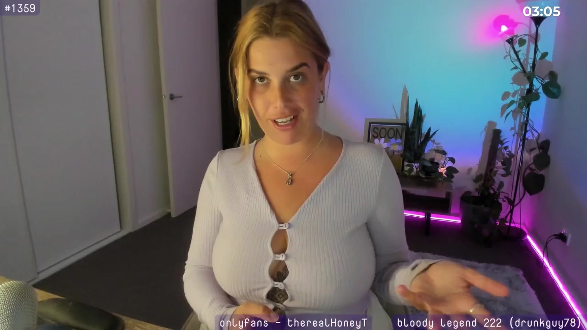 Gallery image thumbnail from HoneyTits_'s myfreecams stream on, 04/11/2024, 10:34 image 4 of 20